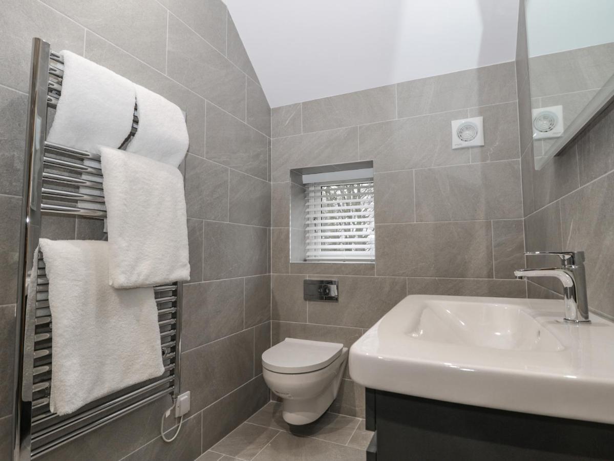 The Grooms Cottage York Extérieur photo